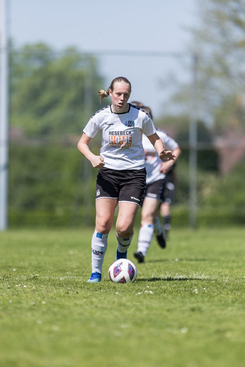 Bild 195 - F SV Henstedt Ulzburg - SV Fortuna Boesdorf : Ergebnis: 3:1